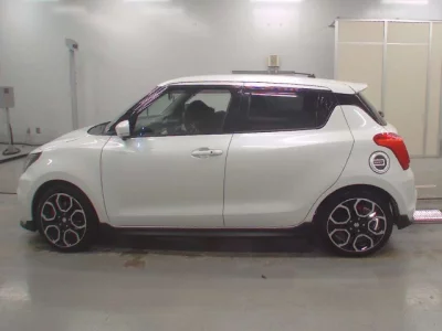 Suzuki SWIFT  с аукциона в Японии