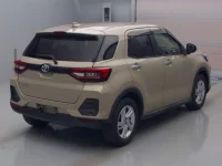 Toyota RAIZE лот № 76071 оценка RA  с аукциона в Японии 1