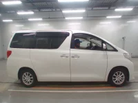 Toyota ALPHARD лот № 30529 оценка 3.5  с аукциона в Японии 2