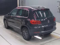 Volkswagen TIGUAN лот № 4021 оценка 4  с аукциона в Японии 5