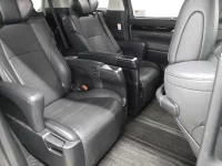 Toyota VELLFIRE лот № 30558 оценка 3.5  с аукциона в Японии 9