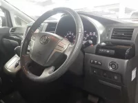 Toyota VELLFIRE лот № 30574 оценка 4  с аукциона в Японии 6