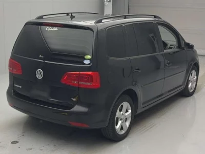 Volkswagen GOLF TOURAN
