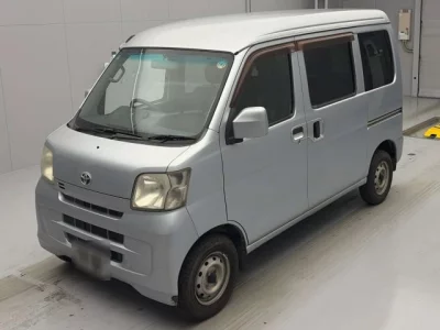 Toyota PIXIS VAN  с аукциона в Японии