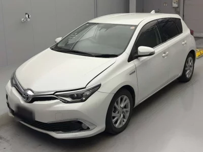 Toyota AURIS  с аукциона в Японии