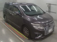 Nissan ELGRAND лот № 30582 оценка 4  с аукциона в Японии 4