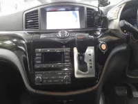 Nissan ELGRAND лот № 30582 оценка 4  с аукциона в Японии 8