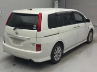 Toyota ISIS лот № 4391 оценка RA  с аукциона в Японии 1