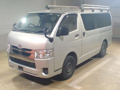 Toyota HIACE VAN  с аукциона в Японии