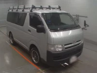 Toyota HIACE VAN лот № 30593 оценка R  с аукциона в Японии 4
