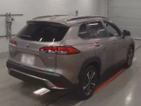 Toyota COROLLA CROSS лот № 30595 оценка 4.5  с аукциона в Японии 1