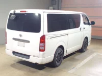 Toyota REGIUS ACE VAN лот № 62013 оценка RA  с аукциона в Японии 1