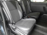 Toyota NOAH лот № 30608 оценка 4  с аукциона в Японии 9