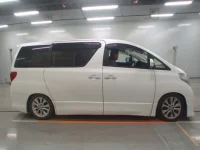 Toyota ALPHARD лот № 30618 оценка 4  с аукциона в Японии 2