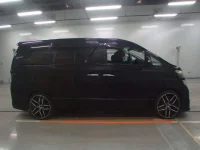 Toyota VELLFIRE лот № 30615 оценка 3.5  с аукциона в Японии 2