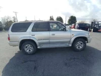 Toyota HILUX SURF лот № 75046 оценка 99  с аукциона в Японии 2