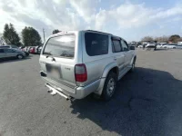 Toyota HILUX SURF лот № 75046 оценка 99  с аукциона в Японии 1