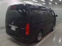 Toyota REGIUS ACE VAN лот № 30624 оценка 4  с аукциона в Японии 1