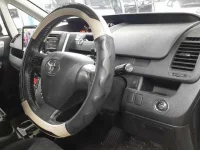 Toyota VOXY лот № 30630 оценка 3.5  с аукциона в Японии 6