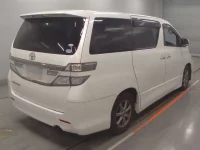 Toyota VELLFIRE лот № 30633 оценка 3.5  с аукциона в Японии 1