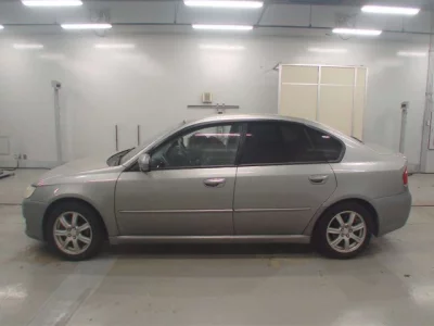 Subaru LEGACY B4