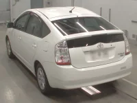 Toyota Prius лот № 30642 оценка RA  с аукциона в Японии 5