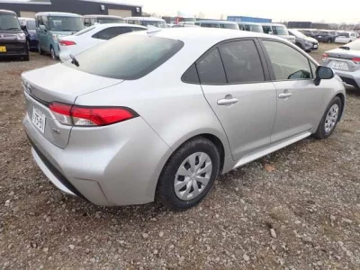 Toyota COROLLA  с аукциона в Японии