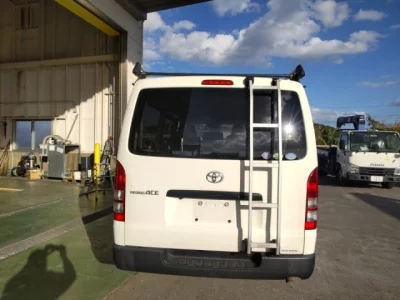 Toyota REGIUS ACE VAN