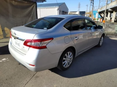 Nissan SYLPHY