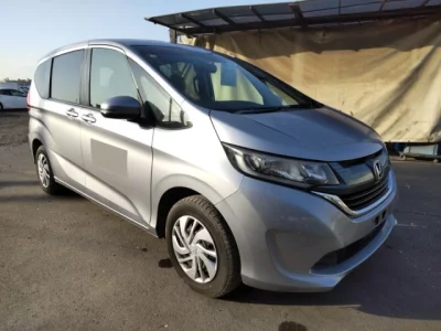 Honda FREED  с аукциона в Японии