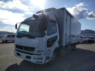 Mitsubishi FUSO FIGHTER