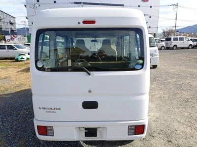 Mitsubishi MINICAB VAN