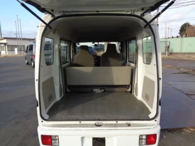Nissan CLIPPER VAN