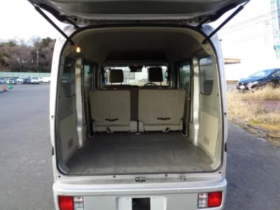 Nissan CLIPPER VAN