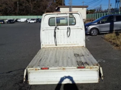 Nissan CLIPPER TRUCK