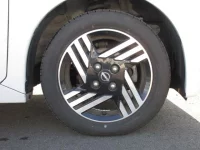 Nissan ROOX лот № 3006 оценка 4  с аукциона в Японии 6