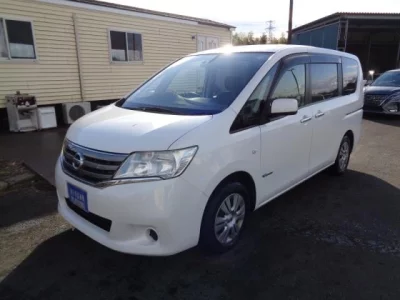Nissan SERENA  с аукциона в Японии