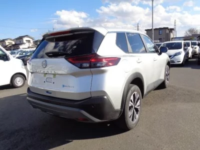 Nissan X-TRAIL  с аукциона в Японии