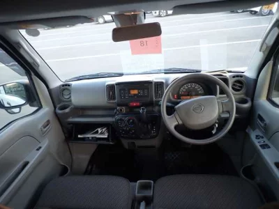 Nissan CLIPPER VAN