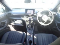 Toyota YARIS лот № 3 оценка 3.5  с аукциона в Японии 2