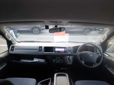 Toyota HIACE  с аукциона в Японии