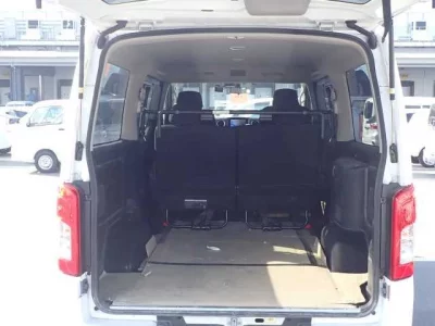 Nissan CARAVAN VAN