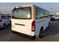 Toyota HIACE VAN лот № 1017 оценка 3  с аукциона в Японии 1