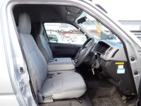 Toyota HIACE VAN лот № 97 оценка 3.5  с аукциона в Японии 9