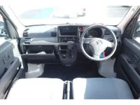 Toyota PIXIS VAN лот № 31 оценка R  с аукциона в Японии 3