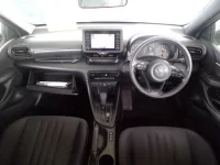 Toyota YARIS лот № 55 оценка 3.5  с аукциона в Японии 3