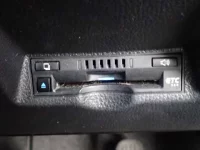 Toyota YARIS лот № 55 оценка 3.5  с аукциона в Японии 7