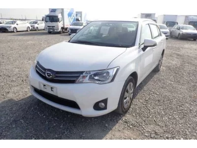 Toyota COROLLA AXIO  с аукциона в Японии