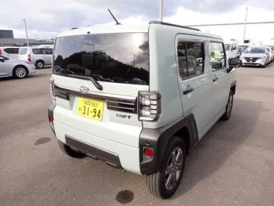Daihatsu TAFT