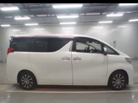 Toyota ALPHARD лот № 30652 оценка 4.5  с аукциона в Японии 2